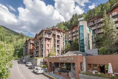 Fachada AnyósPark Mountain