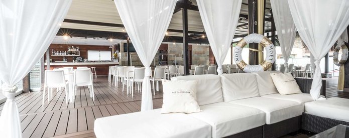 Restaurante-terraza AquaLounge Restaurante-terraza AquaLounge