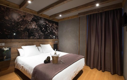 Dúplex home 8 personas Hotel AnyósPark Suites & Homes La Massana Dúplex home 8 personas Hotel AnyósPark Suites & Homes La Massana
