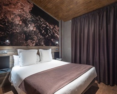 APARTHOTEL MOUNTAIN DÚPLEX 6 PERSONAS APARTHOTEL MOUNTAIN DÚPLEX 6 PERSONAS