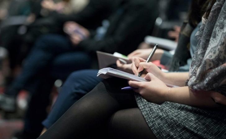 Salas de conferencias AnyósPark Mountain Salas de conferencias AnyósPark Mountain